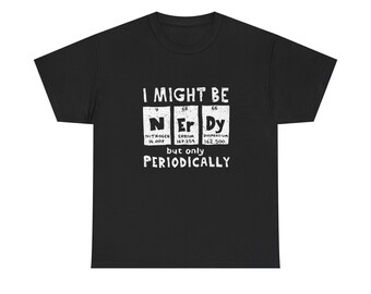 Puede que a veces me identifique con un poco de friki - Camiseta unisex de cuello redondo