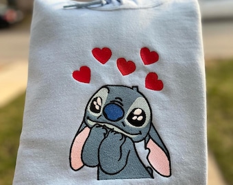 Camiseta bordada "Stitch Sweethearts", bonito suéter "Stitch" de Disneyland, sudadera con capucha bordada de Lilo y Stich, regalo para amantes de los Stitch