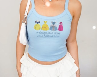 Vestidos de Princesas da Disney, Regata de Alças Finas Bordada, Regata Racer Bordada com Citação de Conto de Fadas, Camiseta Viagem de Meninas da Disney