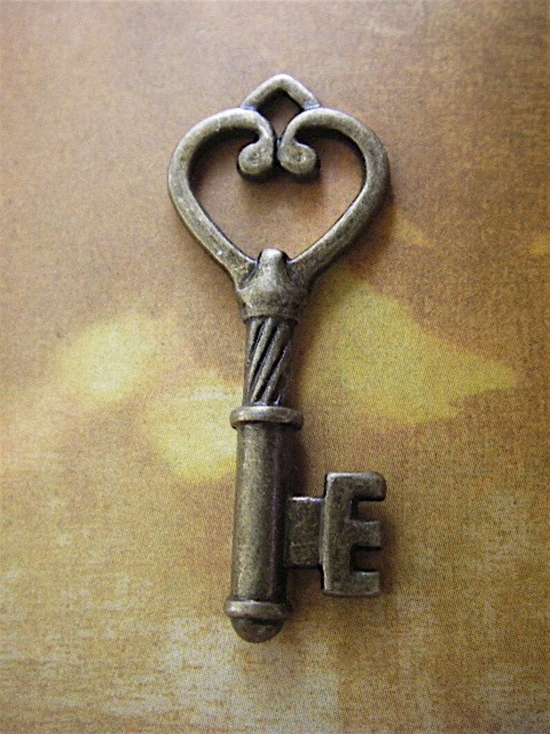 Antique Bronze Keys 5 Antique Bronze Keys ABHK Etsy