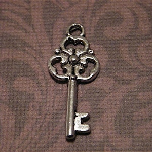10 Large Antique Silver Key Charms - 2-3/8 Inch Brass Pendants For Jewelry