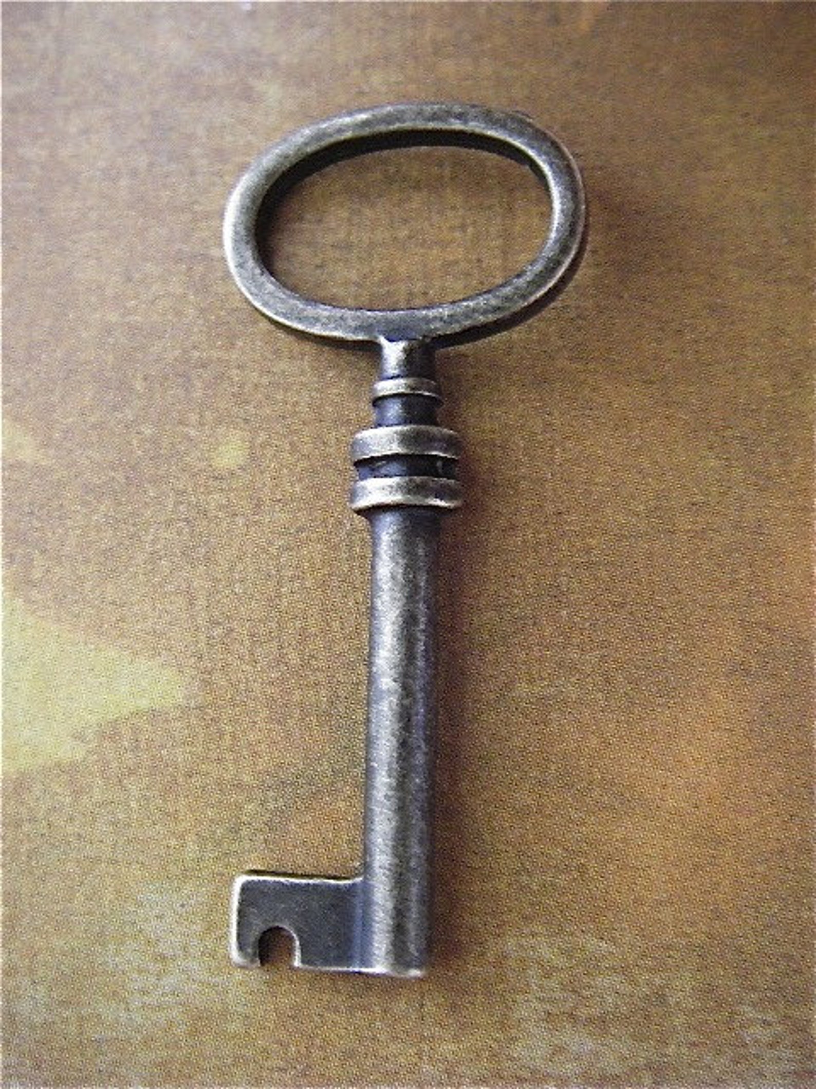 5 Antique Bronze Keys ABK Etsy