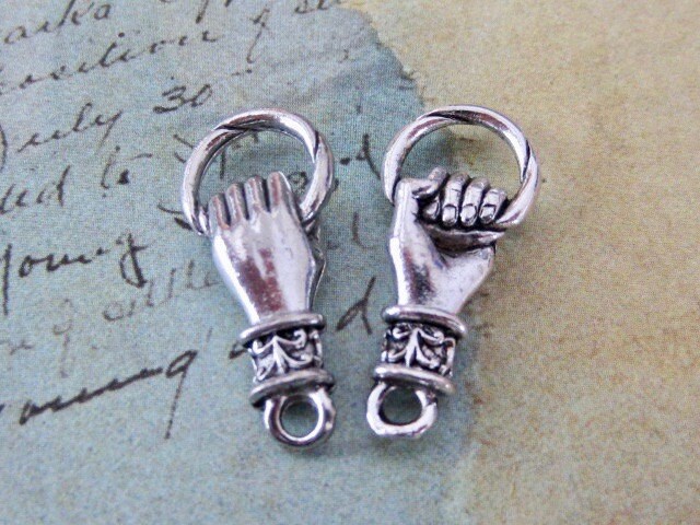 Hand charm -Connectors -  Antique Silver - Hand holding ring charm or…