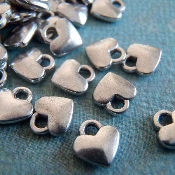 20 - Antique silver  heart - Tiny Charm (ABHTC)