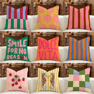 Dekokissenbezug „Dopamin“, eklektisches Kissen im Küsten- und Strandhaus-Stil, trendiger, farbenfroher Sommer-Kissenbezug mit Karo- und Streifenmuster