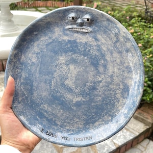 23 cm månfat – handgjord blå keramikskål med anpassad text
