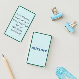 28 cartes-éclair sur la chimie Science | Cartes d'étude pour les étudiants et les enseignants | Éléments, composés, mélanges, atomes et plus