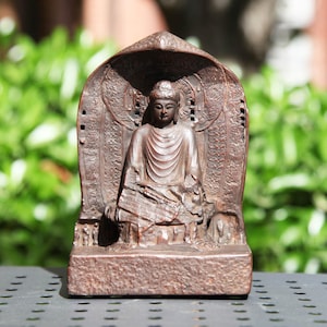 Stone Buddha Statue, Ancient Style Creative Longmen Grottoes Cultural and Creative Vairocana Buddha, Sitting Home Tea Room Zen Ornaments