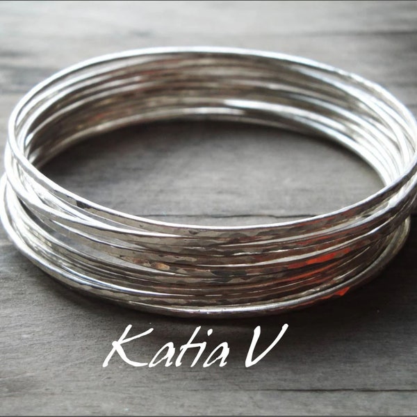 925 sterlingzilveren gehamerde armbanden voor vrouwen - handgemaakte stapelbare getextureerde armbanden set van 3-10 minimale sieraden cadeau voor haar