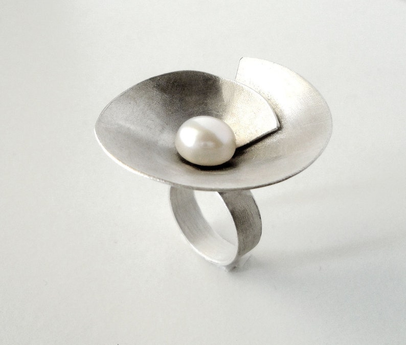 silver statement ring, gift for her, sterling silver geometry pearl ring, handmade fresh water pearl statement ring, june birthday stone image 1