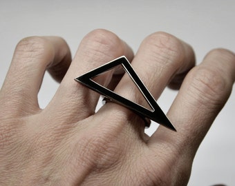 Silber Statement Ring, Silber Geometrie Ring, minimalistischen Ring, Dreieck Ring, zeitgenössische ring, architektonische Ring, Rhodium vergoldet Ring