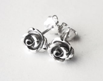 rose earrings sterling silver studs, romantic silver flower earrings studs, dainty rose studs, gift for her, everyday silver stud earrings