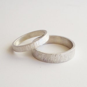 Wedding bands sets His and Hers hammered Wedding Rings for Couples Silver Bands  5mm and 3mm Handmade Satin Silver Wedding Bands custom made
