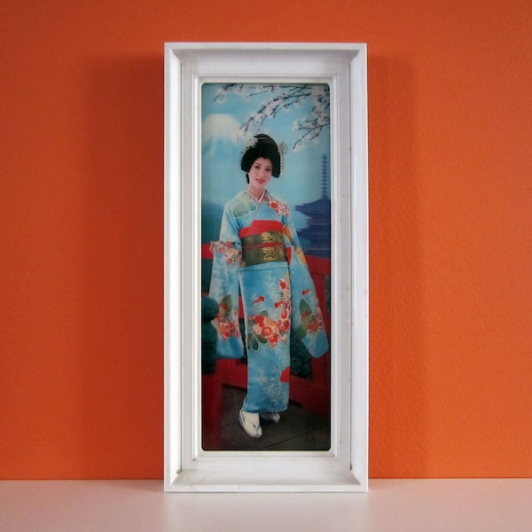 Cadre lenticulaire vintage geisha⎥femme japonaise avec fleurs blanches mont Fuji et temple⎥Japon Asie asiatique⎥3D stereophoto vari-vue