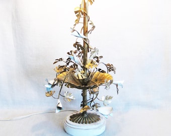 Vintage Tole Painted Floral Table Lamp, Italian Gold and White Gilt Hollywood Regency Flowers