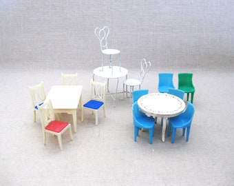 Vintage Table and Chairs Dollhouse Furniture Miniature Plastic Mid-Century Toys Nursery Décor