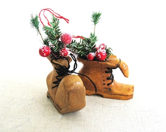 Primitive Boot Christmas Tree Ornament, Folk Art Miniature Holiday Wooden Sculpture, Rustic Farm Décor