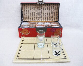 Retro Barware Drinking Games, Tic Tac Toe Shot Glass Collection Housewarming Man Cave Gift