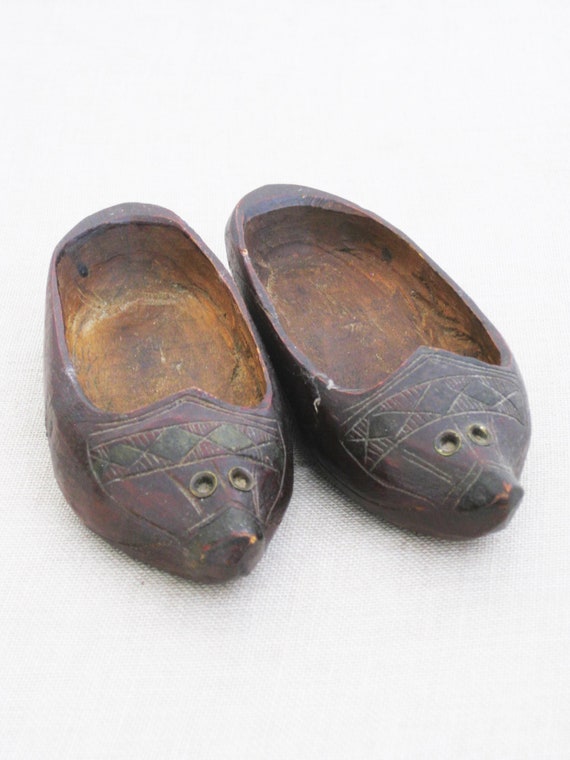 art clogs