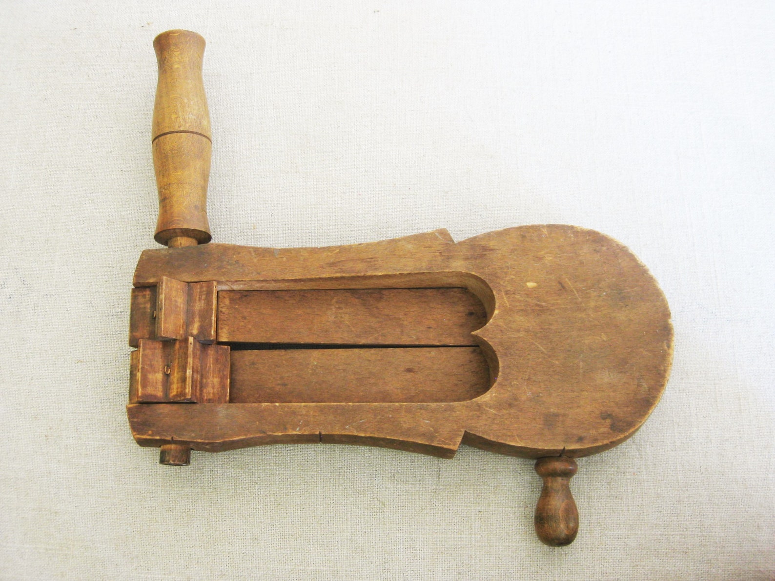 Vintage Primitive Wooden Noise Maker Rustic Cabin Decor Etsy