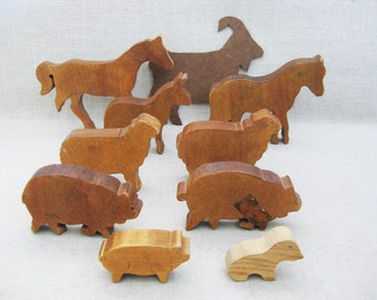 Primitive Vintage Farm Animal Toys Horse Sheep Pigs Wood Block Figures Nursery Farm and Cabin Décor