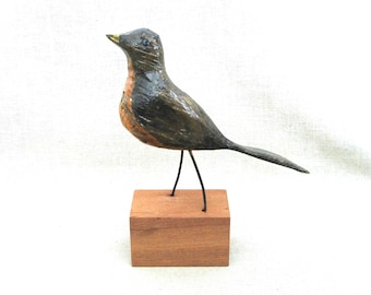 Vintage Folk Art Bird Carving, Primitive Wood Nature Sculpture
