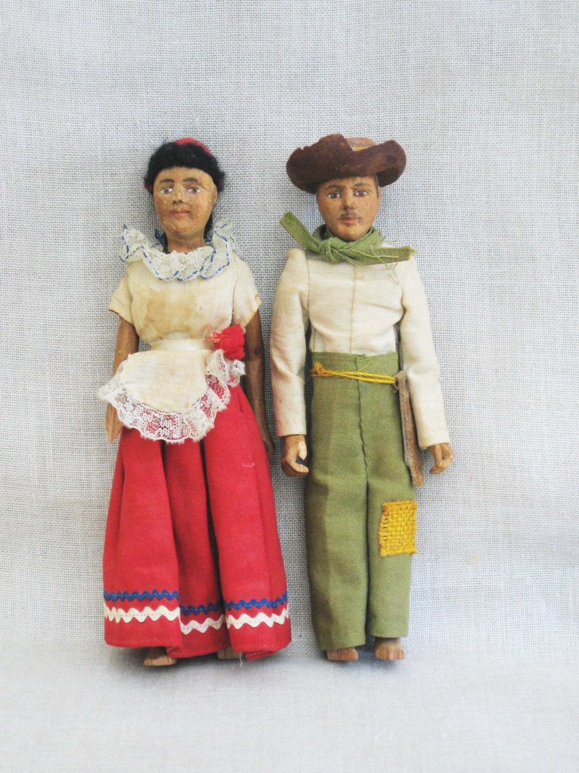 Vintage Folk Art Dolls, Hand Carved Wood, Pair, Male Female Couple ...