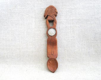 Loving Spoon Wooden Folk Art Indian Head Nickle, Vintage Hand Carved Rustic Cabin Farm Decor