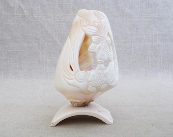 Vintage Carved Sea Shell Folk Art Carving Beach House Décor Coastal Wedding and Hostess Gift