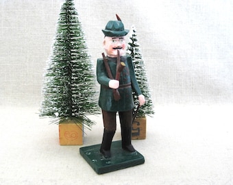 Folk Art Vintage Male Portrait Carving Wood Sculpture Carved Holiday Décor or Collection