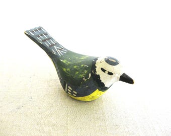 Vintage Folk Art Bird Carving Sculpture, European Swedish Ornithology Figurine