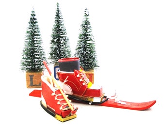 Vintage Miniature Ski Boots European Souvenirs Christmas and Winter Holiday Décor, Rustic Mountain Cabin