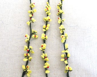 Yellow Glass Flowers, Miniature Orchids on Silken Wire Stem, Vintage Artificial Millinery Arts and Craft Supplies