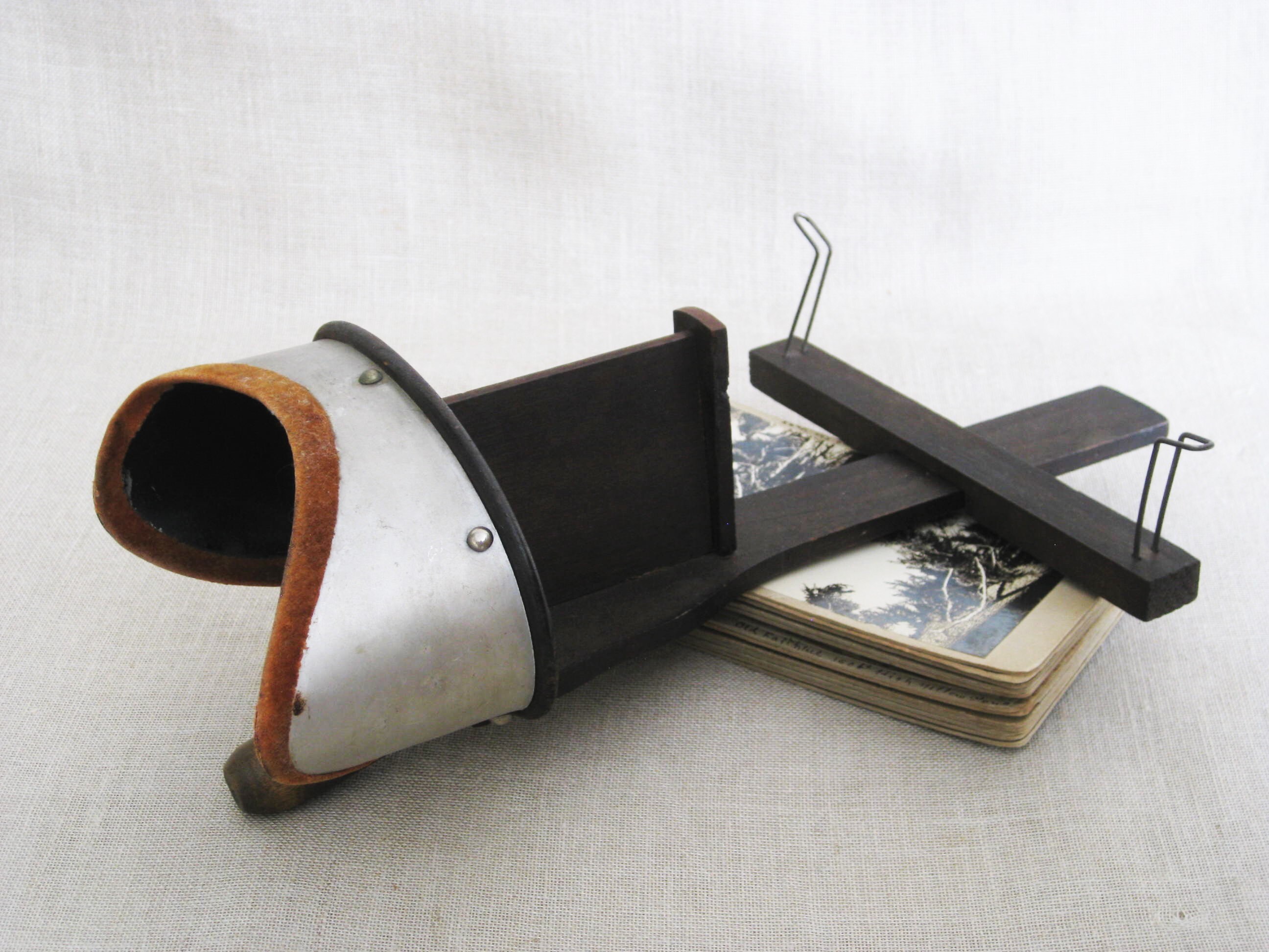Antique Wooden Stereoscope Viewer, Handmade Photographic Viewing Cards