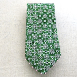 Green and Pink Silk Tie, Floral Necktie Upcycled, Vintage Hand Embroidered Preppy Men&#39;s Accessories