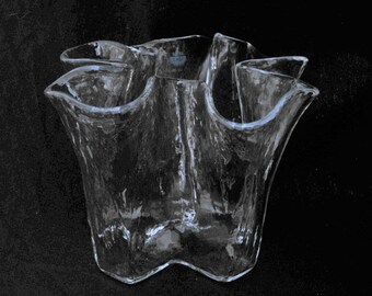 Clear Handkerchief Glass Vase, Veri Lasi Flower Finland Vintage Contemporary and Modern Décor Wedding Gift