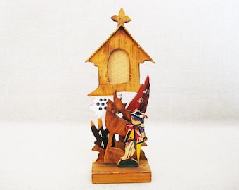 Rustic Folk Art Picture Frame, Carved Figural Wooden Cabin Décor, Housewarming Present