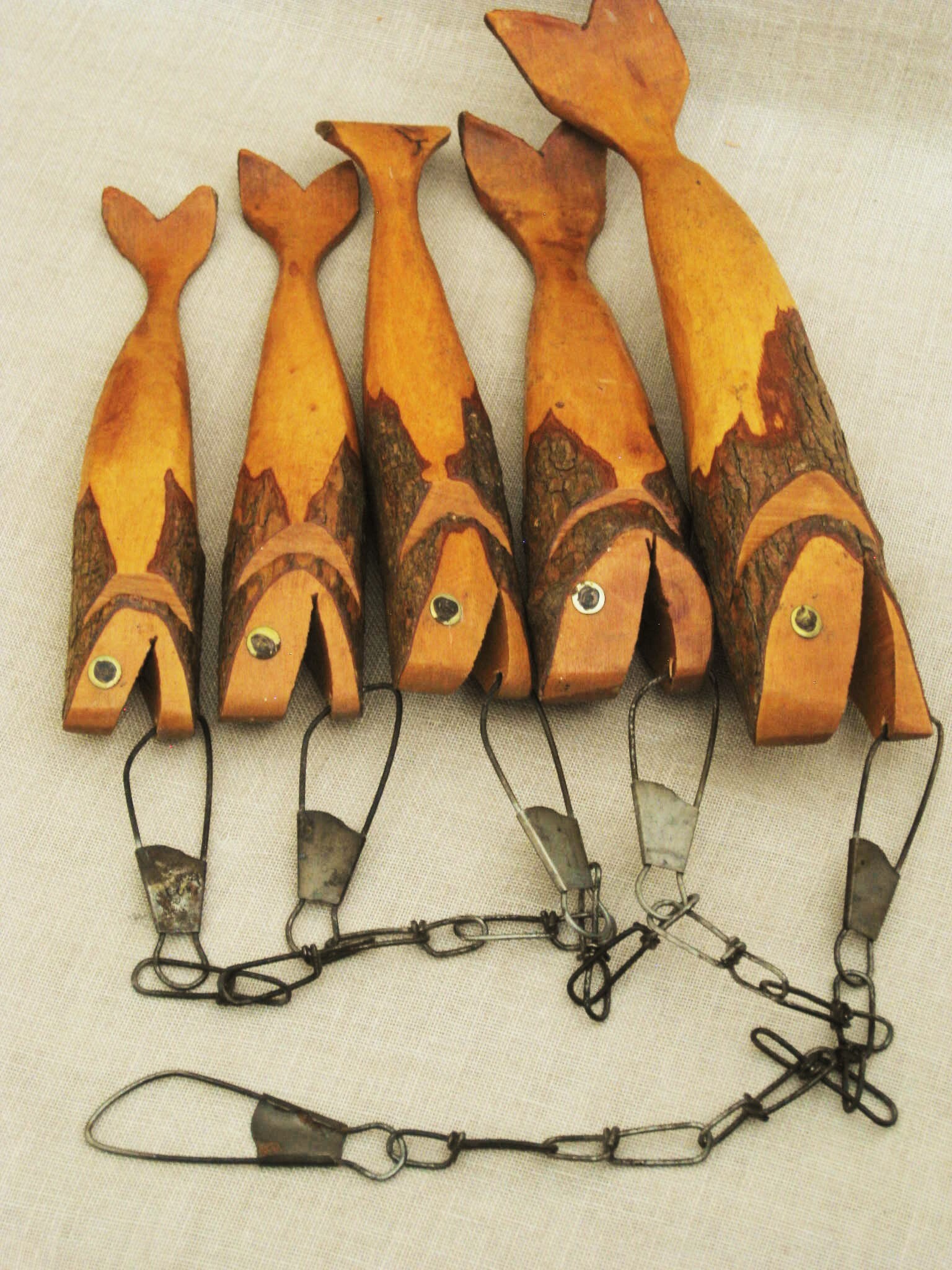 Vintage Folk Art Strung Hand Carved Wooden Fish, Handmade Wood Carvings ...