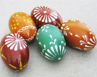 Painted Vintage Wooden Eggs European Folk Art Easter Décor