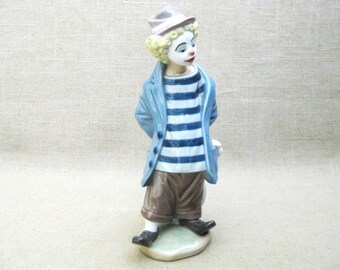 LLadro Ceramic Clown Sculpture Figurine Little Traveler 1986 Vintage Blue and White