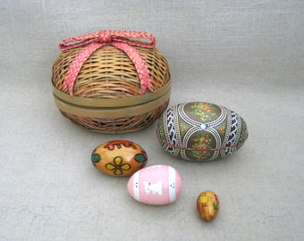 Egg Shaped Basket Easter Vintage Holiday Home Décor Storage Organization Hostess Gift