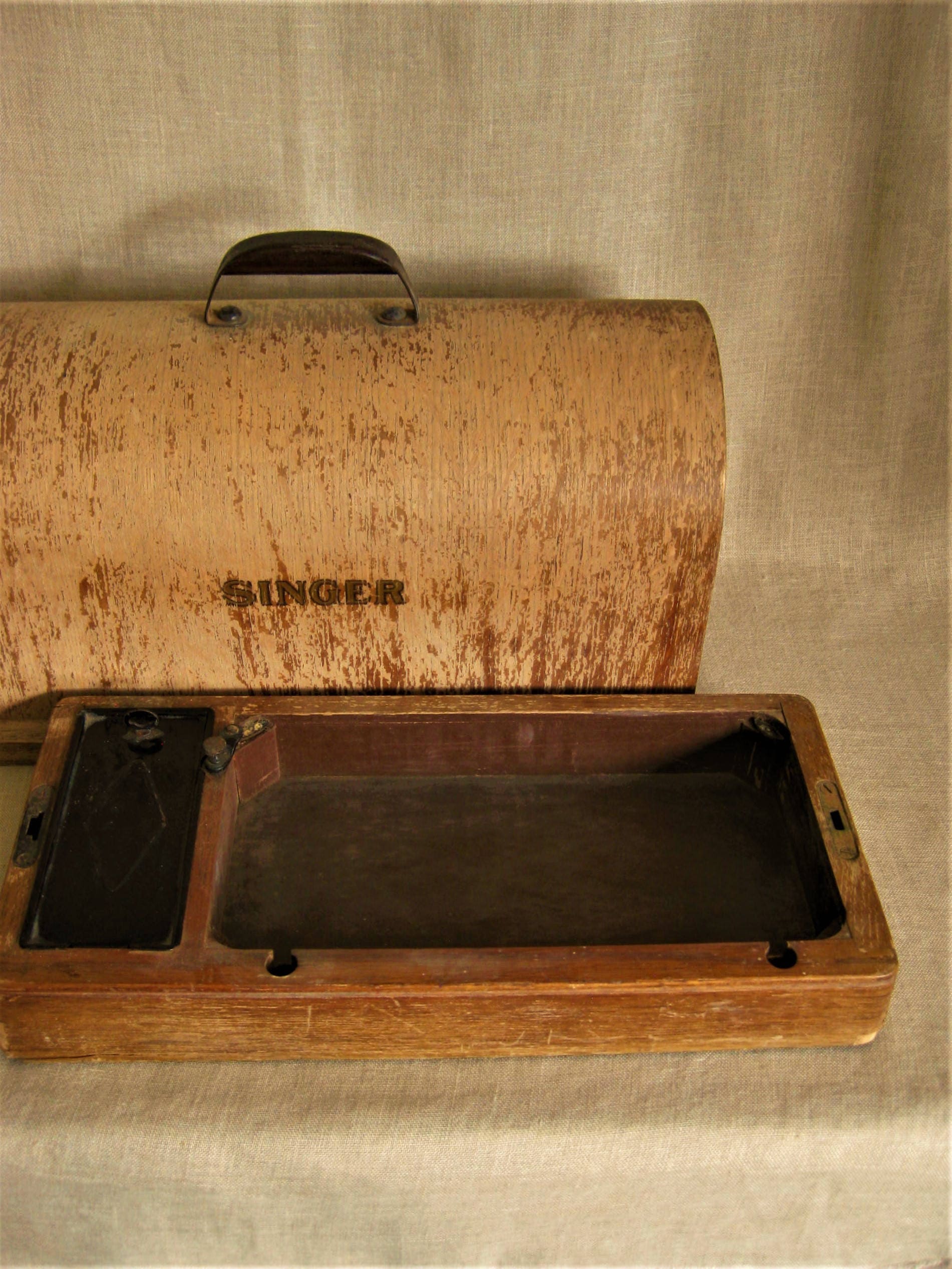 Antique Singer Sewing Machine Case, Wooden Box, Dome Top, Storage,  Organization, Large, Portable, Craft, Vintage, Rustic Decor, Primitive