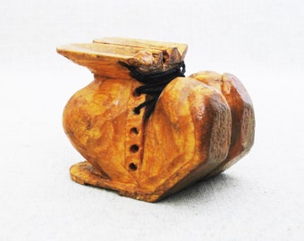 Vintage Miniature Wooden Shoe Folk Art Carving Boot Sculpture Tree Ornaments Pair Primitive Rustic Décor