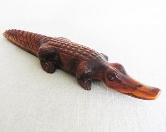 Vintage Crocodile Folk Art Carving Mid-Century Florida Souvenir Rustic Cabin Décor