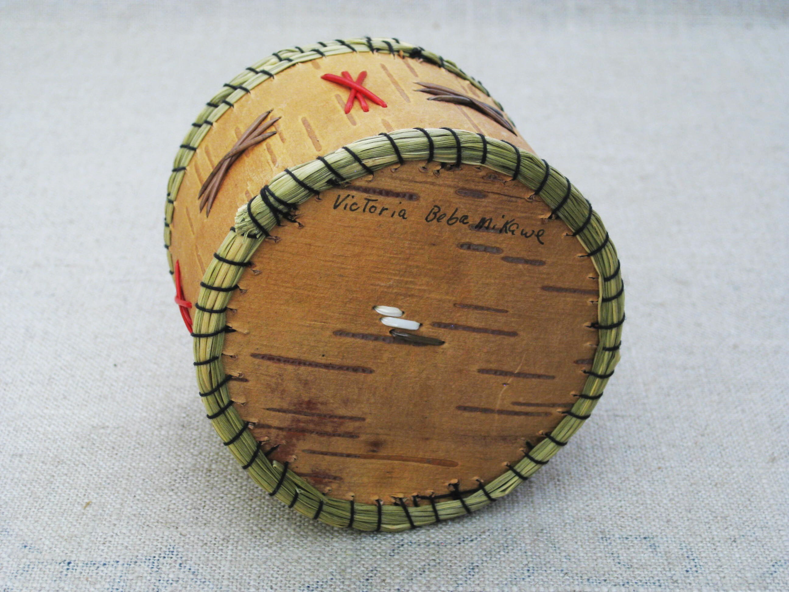 Vintage Porcupine Quill Bark Box, Round Trinket Box, Signed, Storage