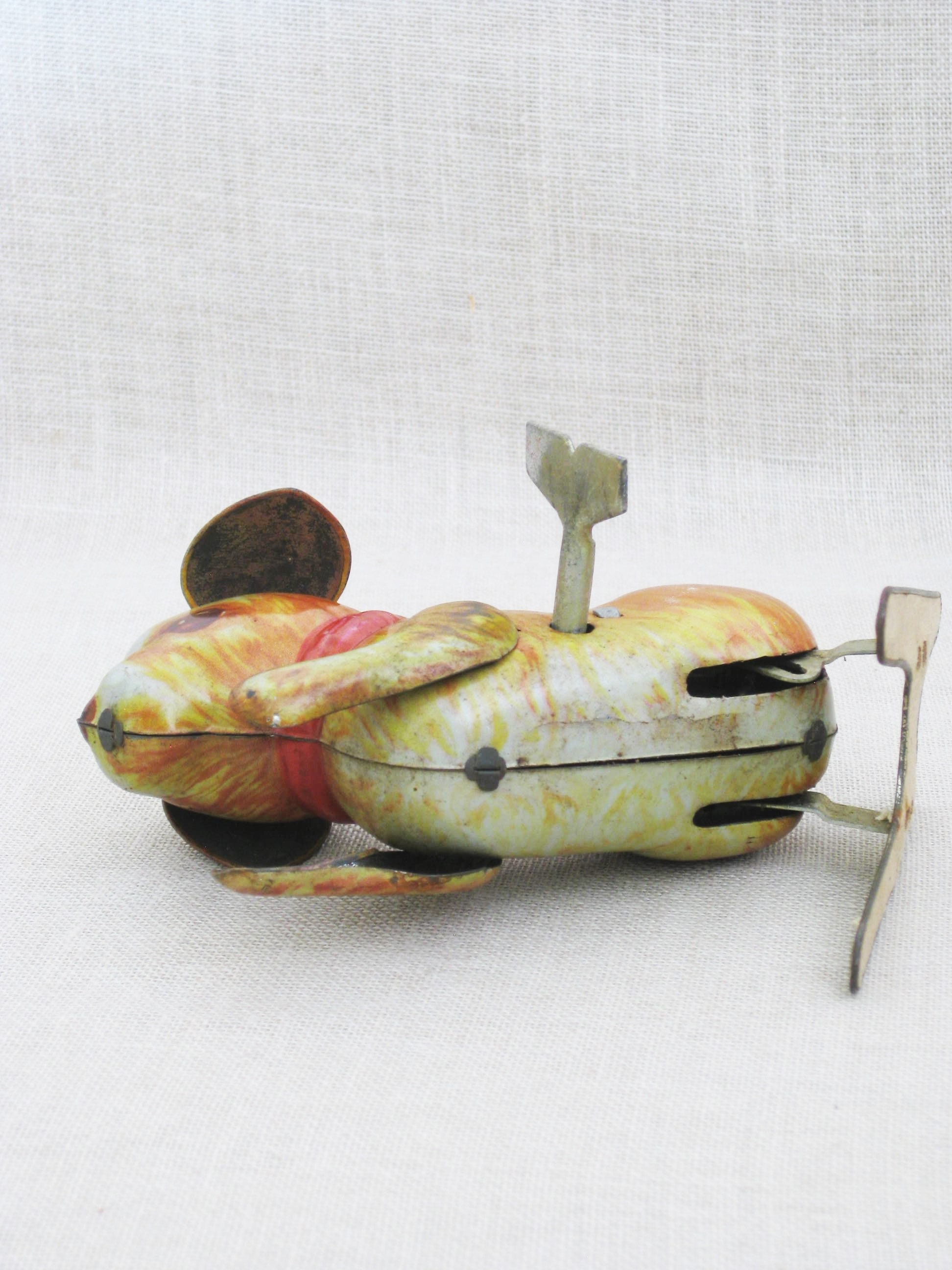 Vintage Wind Up Pressed Litho Metal Mechanical Toy Dog, Puppy, Key