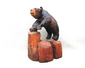 Vintage Bear Carving, Folk Art Animal Sculpture, Rustic Cabin Décor