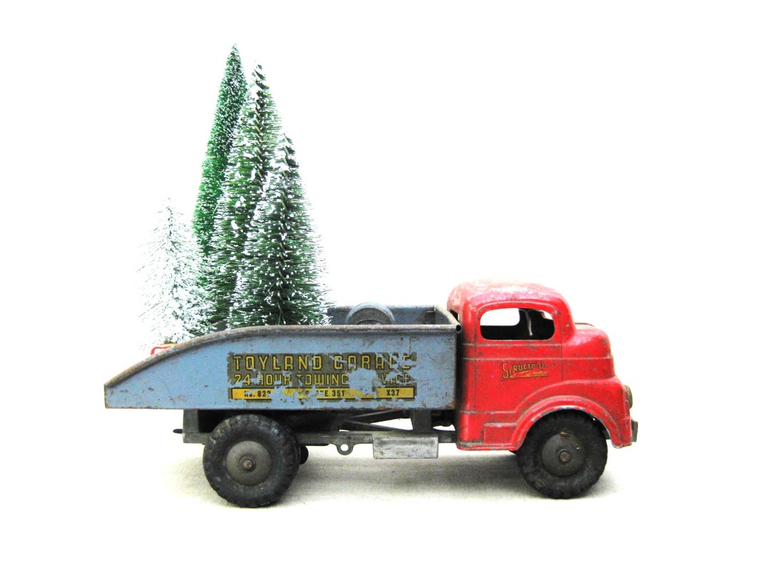 Vintage Structo Toy Tow Truck With Working Wind up Mechanism Etsy