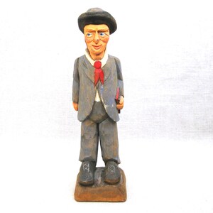 Folk Art Male Portrait Carving Figure Sculpture, Vintage Hand Carved Rustic Cabin Décor