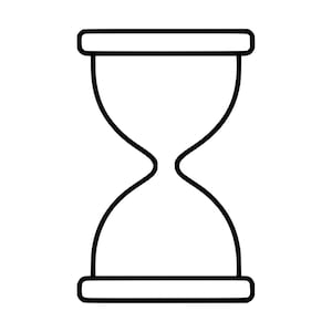 Op de afbeelding: Een zwart-wit lijntekening van een zandloper. Het ontwerp toont een eenvoudige, symmetrische omtrek van het klassieke tijdmeetinstrument met een platte boven- en onderkant die verbonden zijn door een smal middenstuk in een strakke stijl.